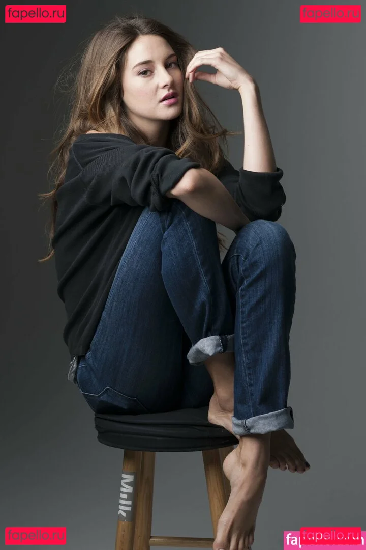 Shailene Woodley Onlyfans Photo Gallery 