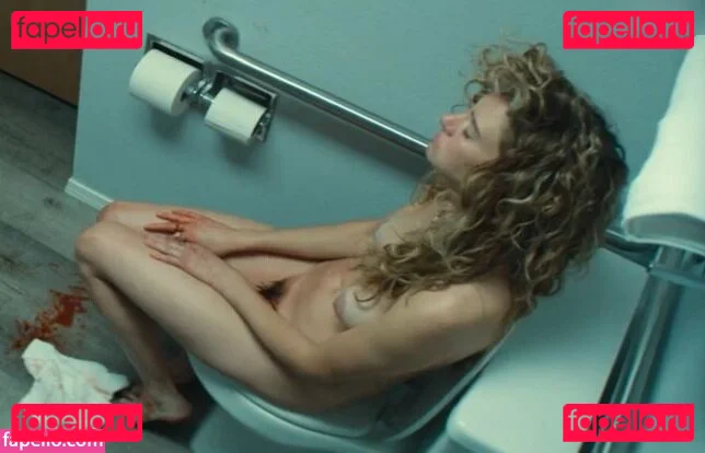 Shailene Woodley Onlyfans Photo Gallery 