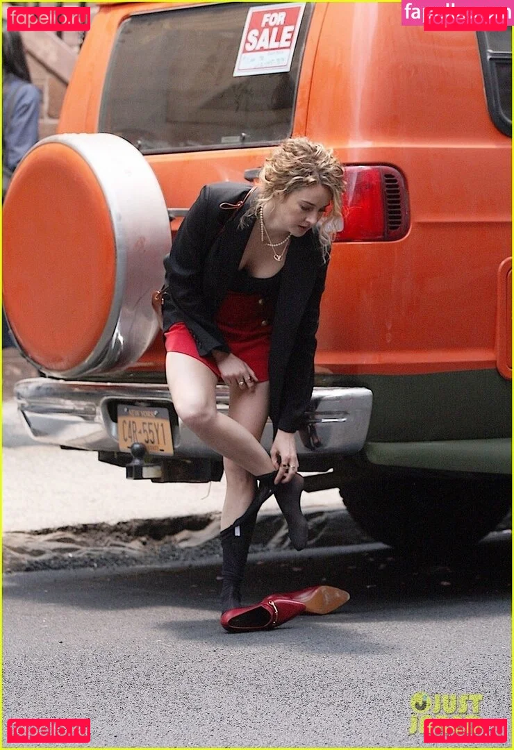 Shailene Woodley Onlyfans Photo Gallery 