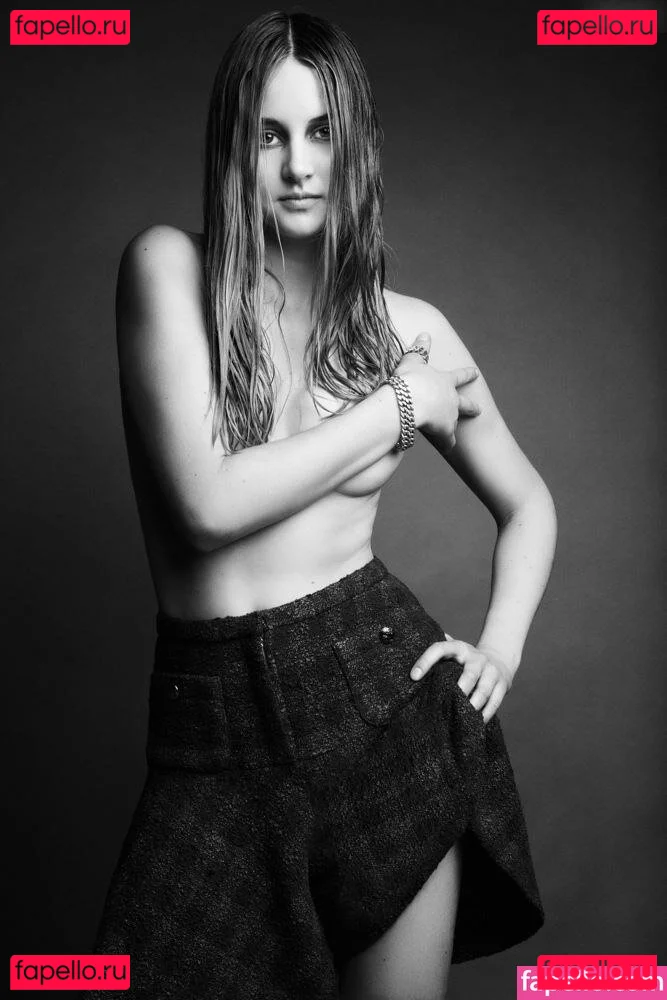 Shailene Woodley Onlyfans Photo Gallery 