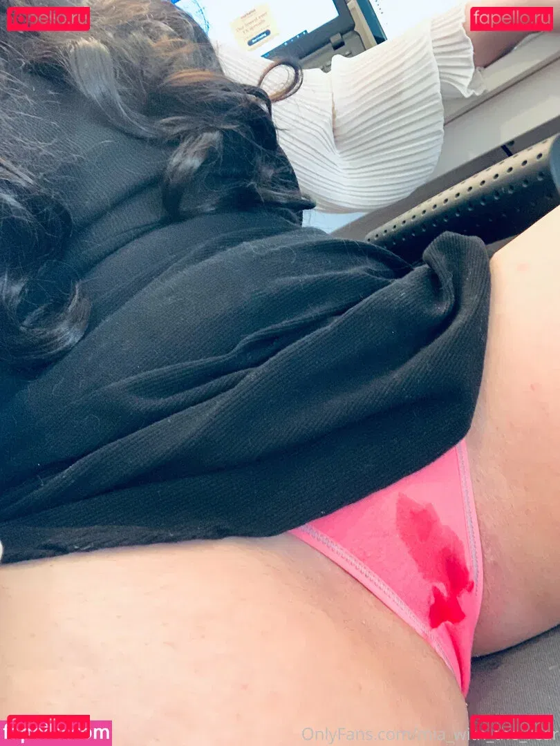 mia_with_the_rear Onlyfans Photo Gallery 