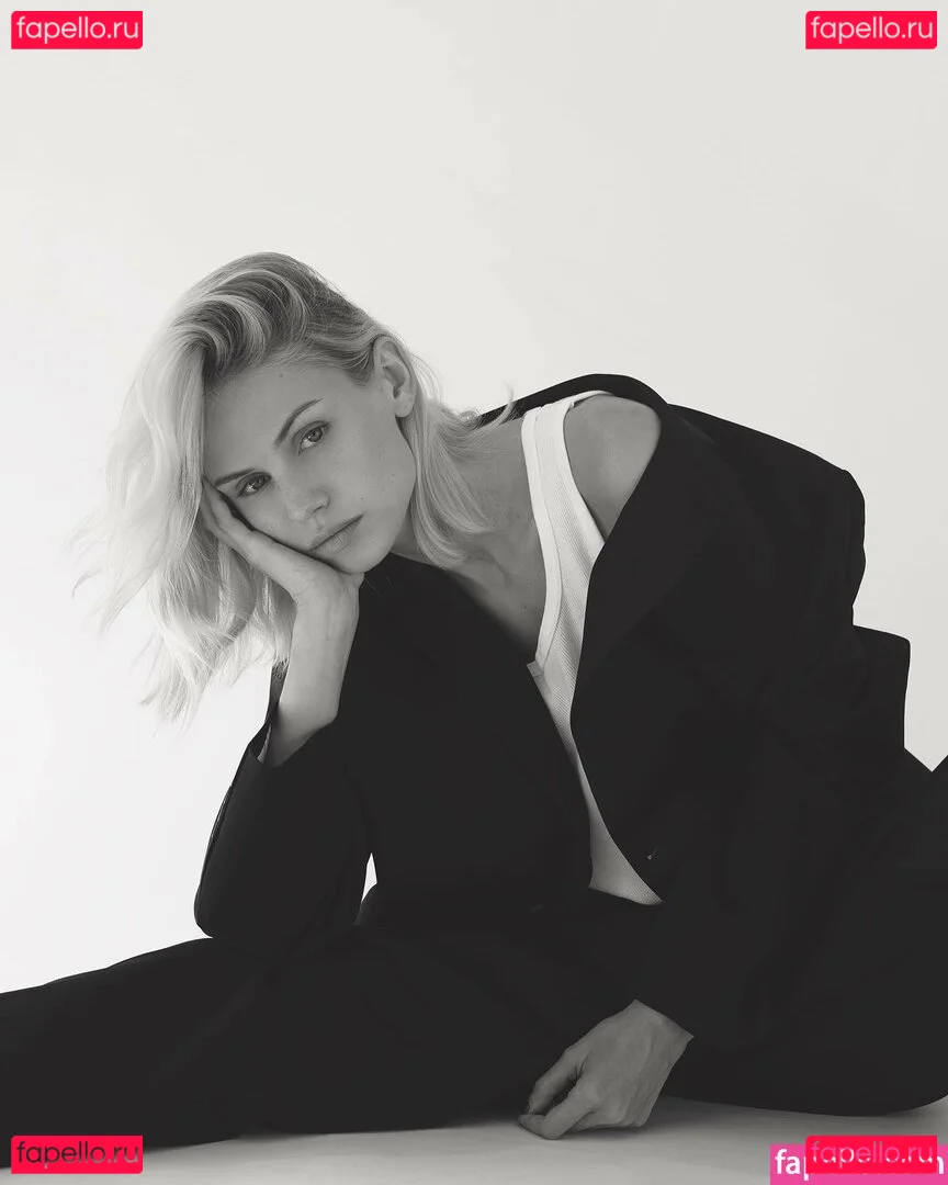 Scarlett Rose Leithold Onlyfans Photo Gallery 