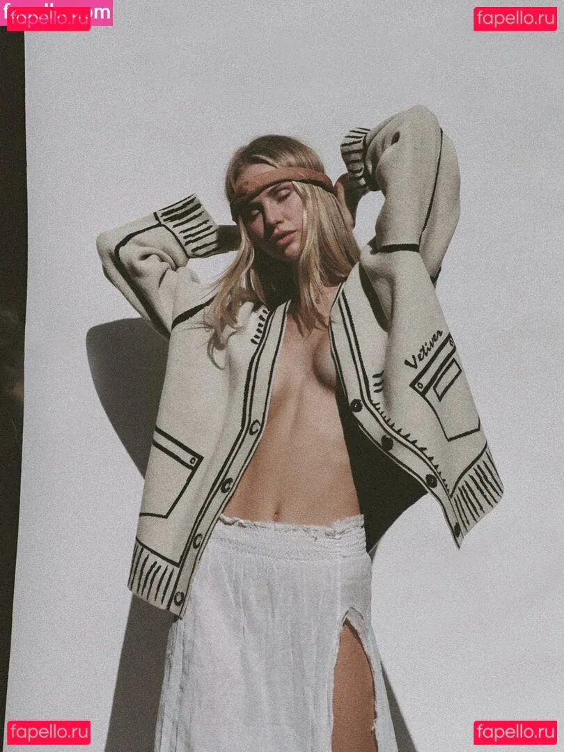 Scarlett Rose Leithold Onlyfans Photo Gallery 