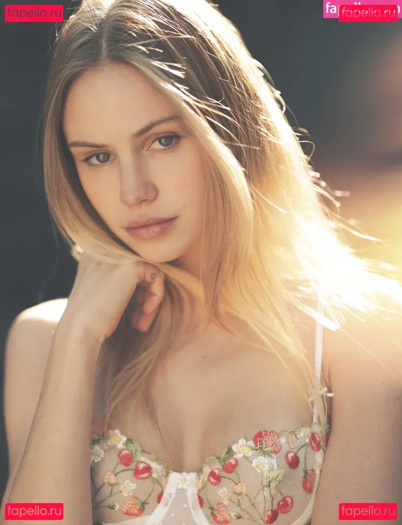 Scarlett Rose Leithold Onlyfans Photo Gallery 