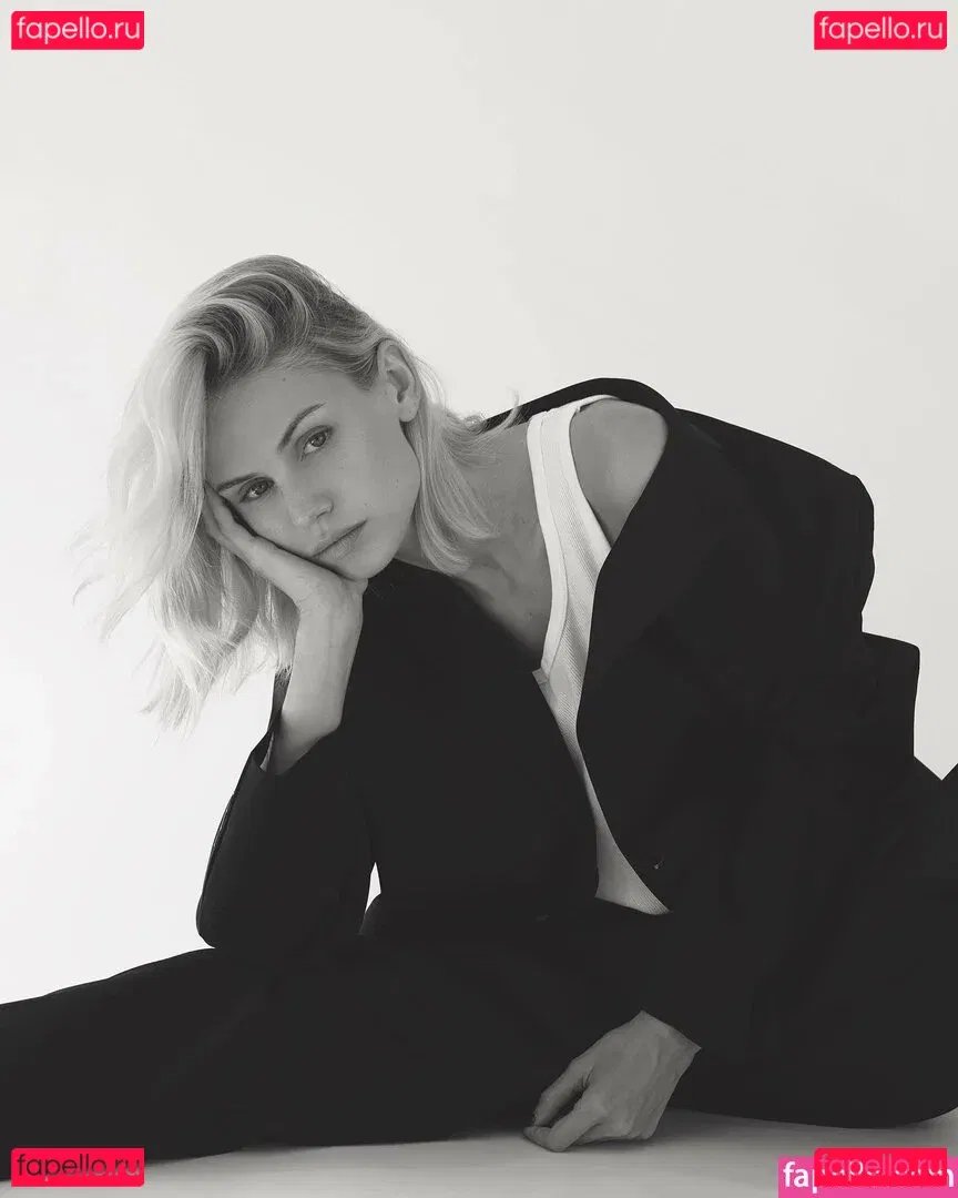 Scarlett Rose Leithold Onlyfans Photo Gallery 