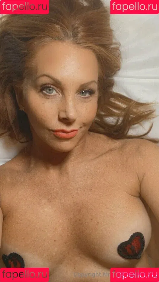 Mrs. Robinson Onlyfans Photo Gallery 