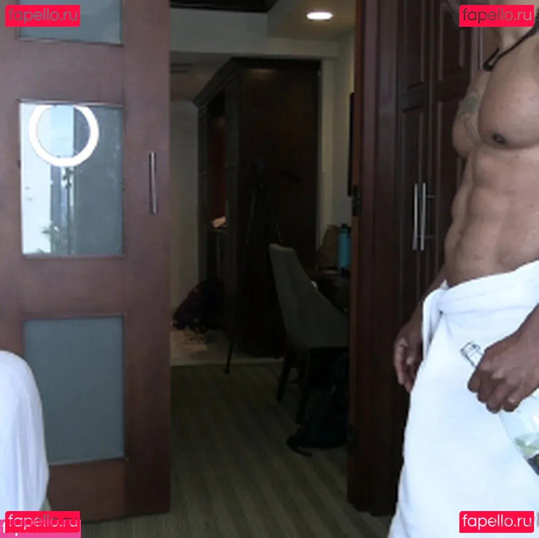 Mrs. Robinson Onlyfans Photo Gallery 