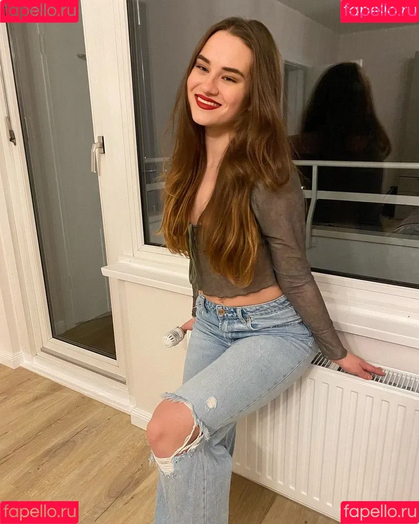 Annika Baecker Onlyfans Photo Gallery 