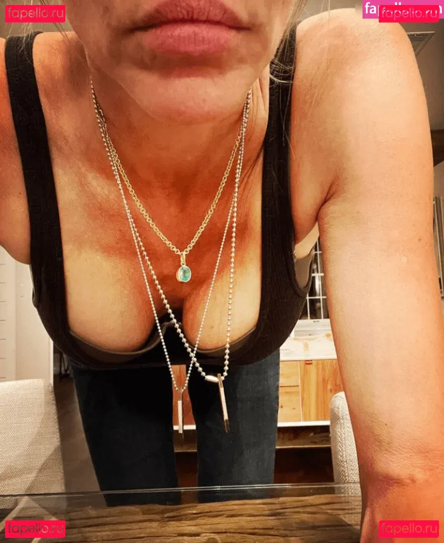 Teresa V Onlyfans Photo Gallery 