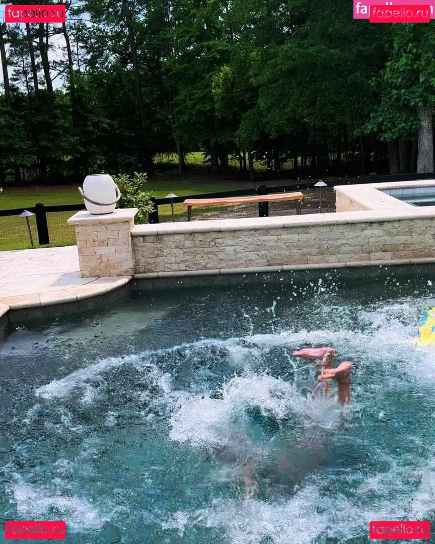 Teresa V Onlyfans Photo Gallery 