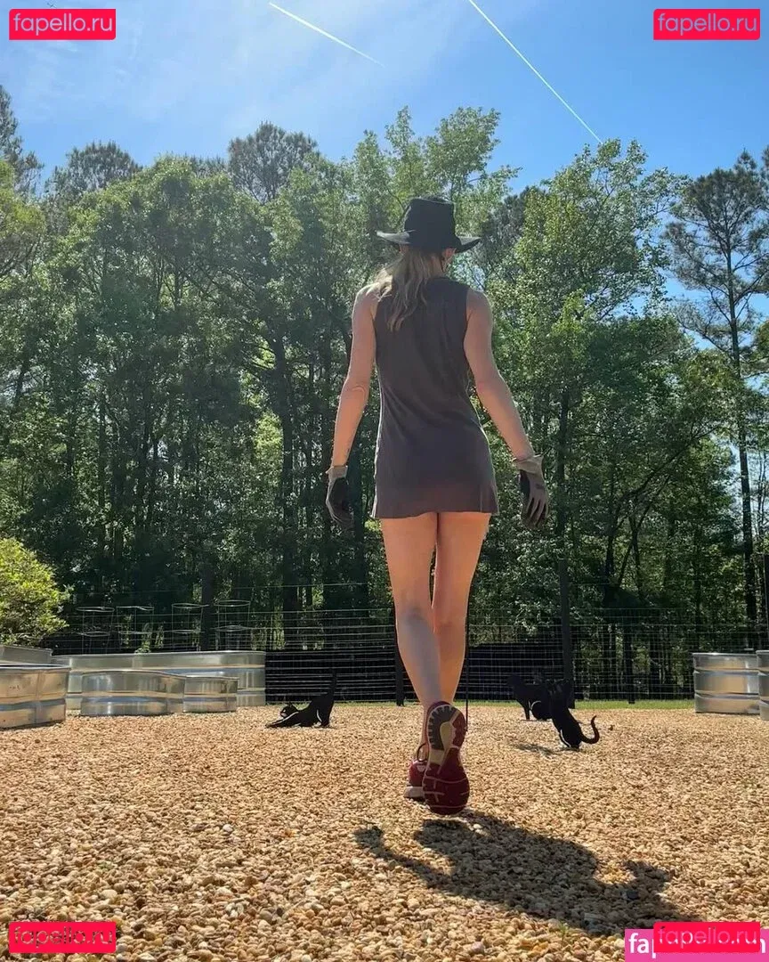 Teresa V Onlyfans Photo Gallery 