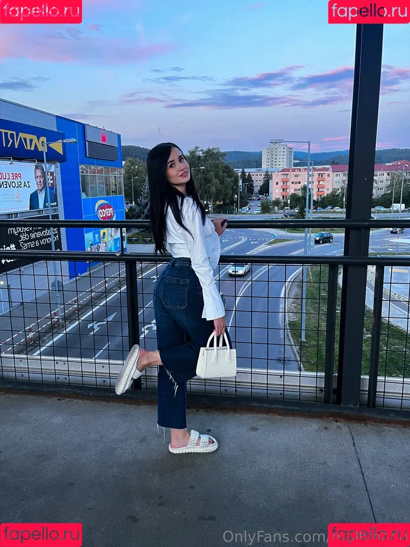 lilyfoxe Onlyfans Photo Gallery 
