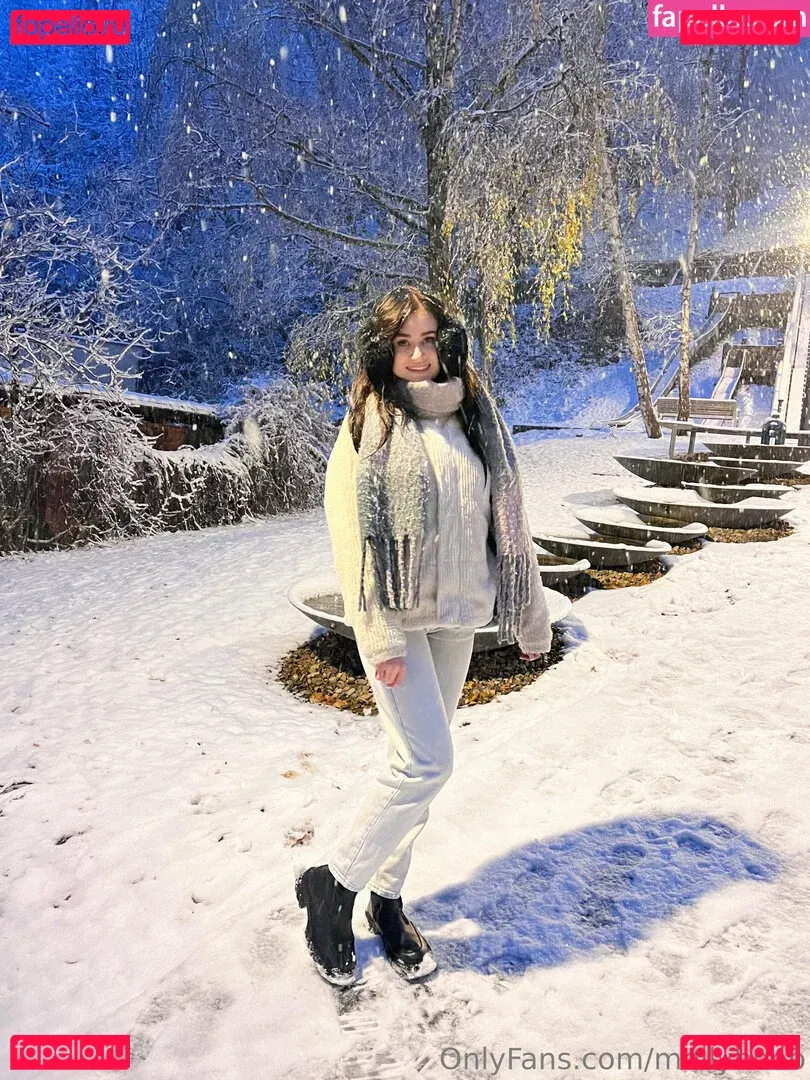 lilyfoxe Onlyfans Photo Gallery 