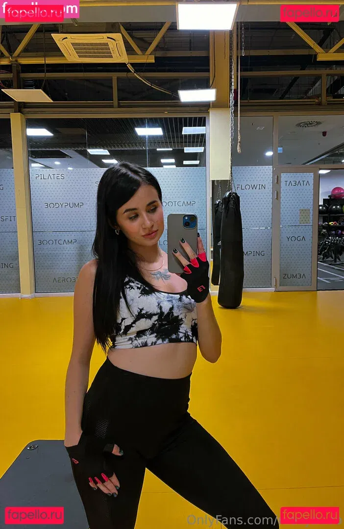 lilyfoxe Onlyfans Photo Gallery 