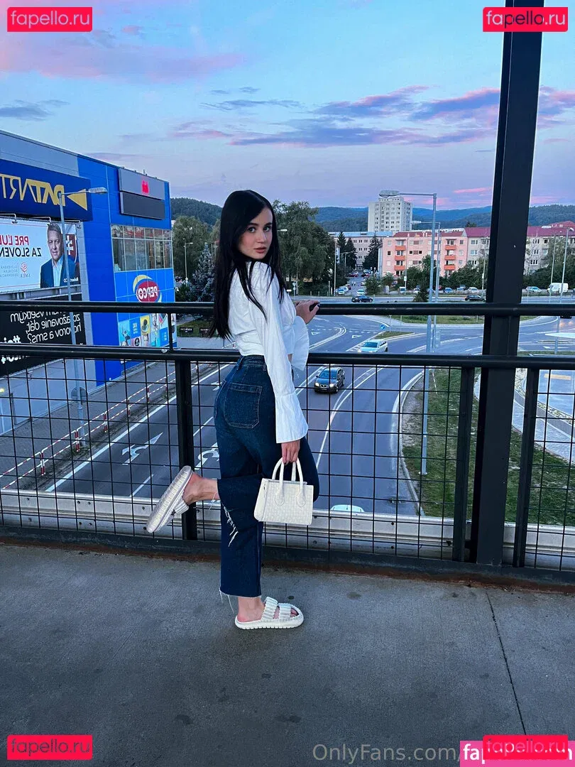 lilyfoxe Onlyfans Photo Gallery 