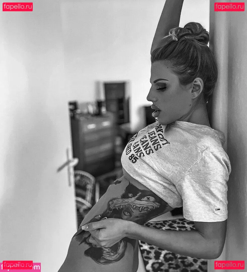 Nessyfox Onlyfans Photo Gallery 