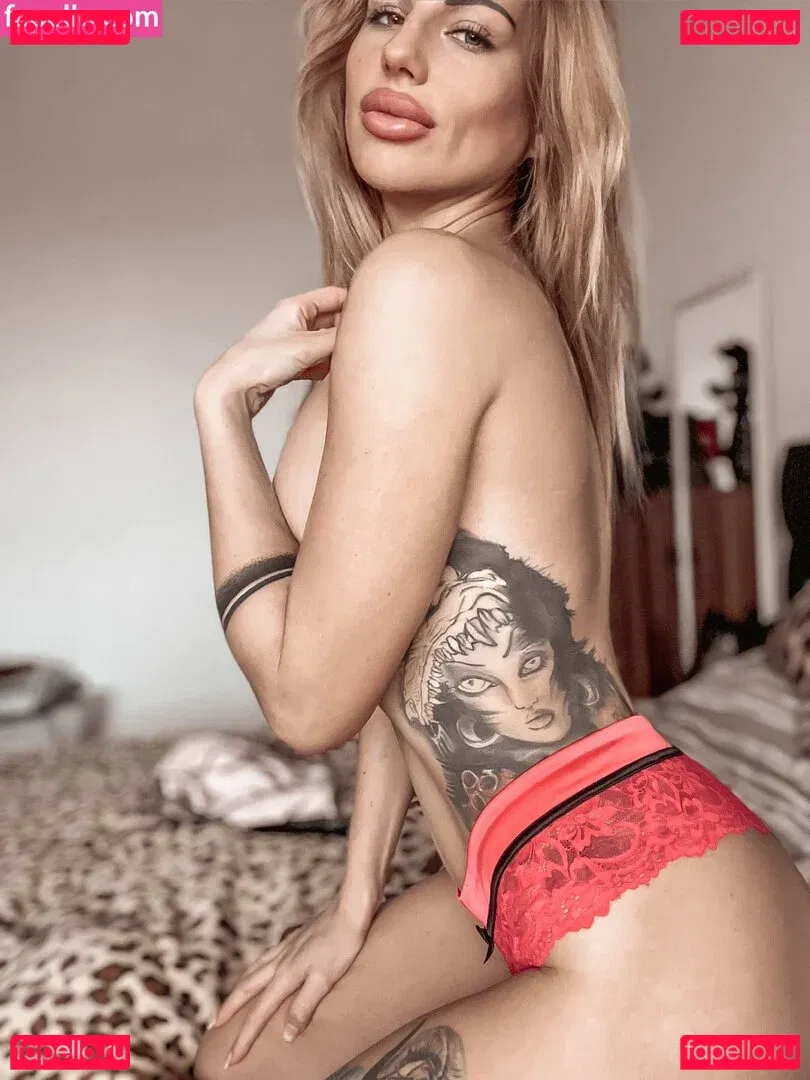 Nessyfox Onlyfans Photo Gallery 