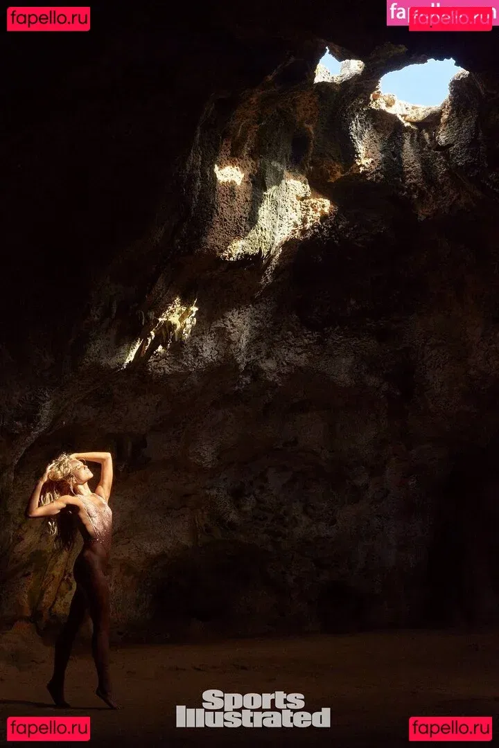 Sailor Brinkley Cook Onlyfans Photo Gallery 