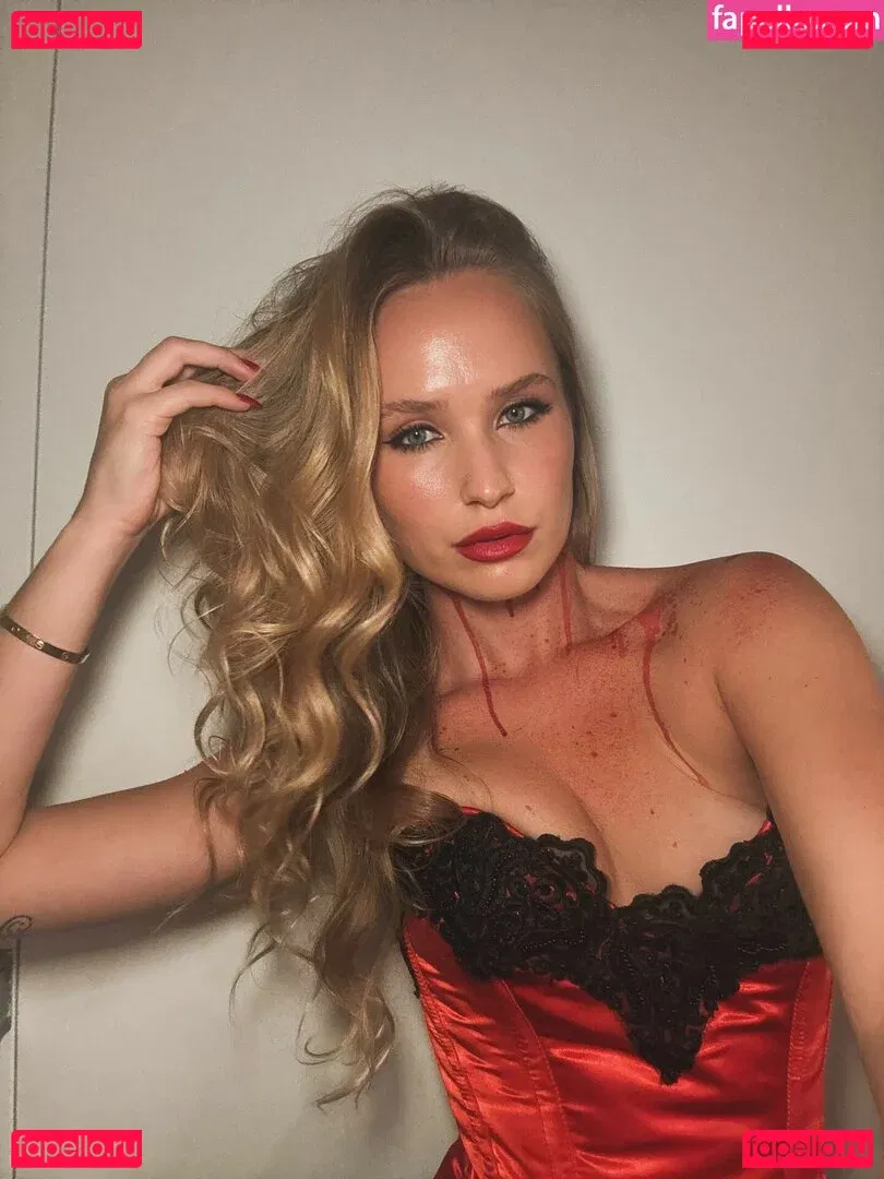 Sailor Brinkley Cook Onlyfans Photo Gallery 