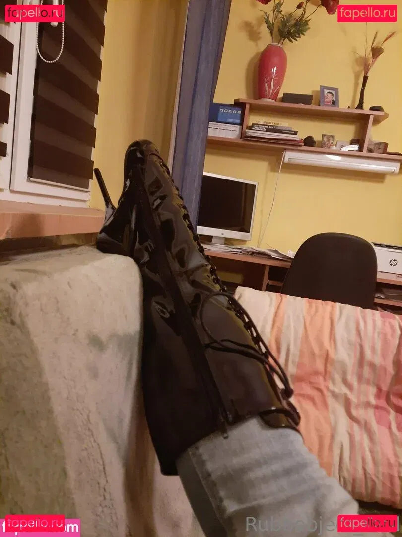 rubbobject_doll Onlyfans Photo Gallery 