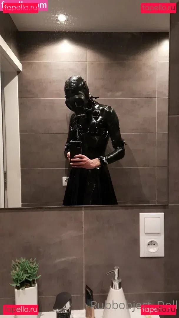 rubbobject_doll Onlyfans Photo Gallery 