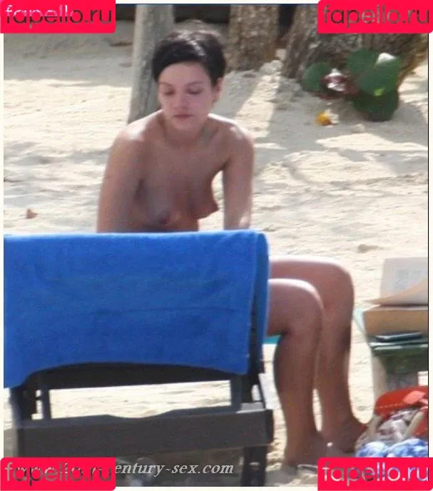 Lily Allen Onlyfans Photo Gallery 