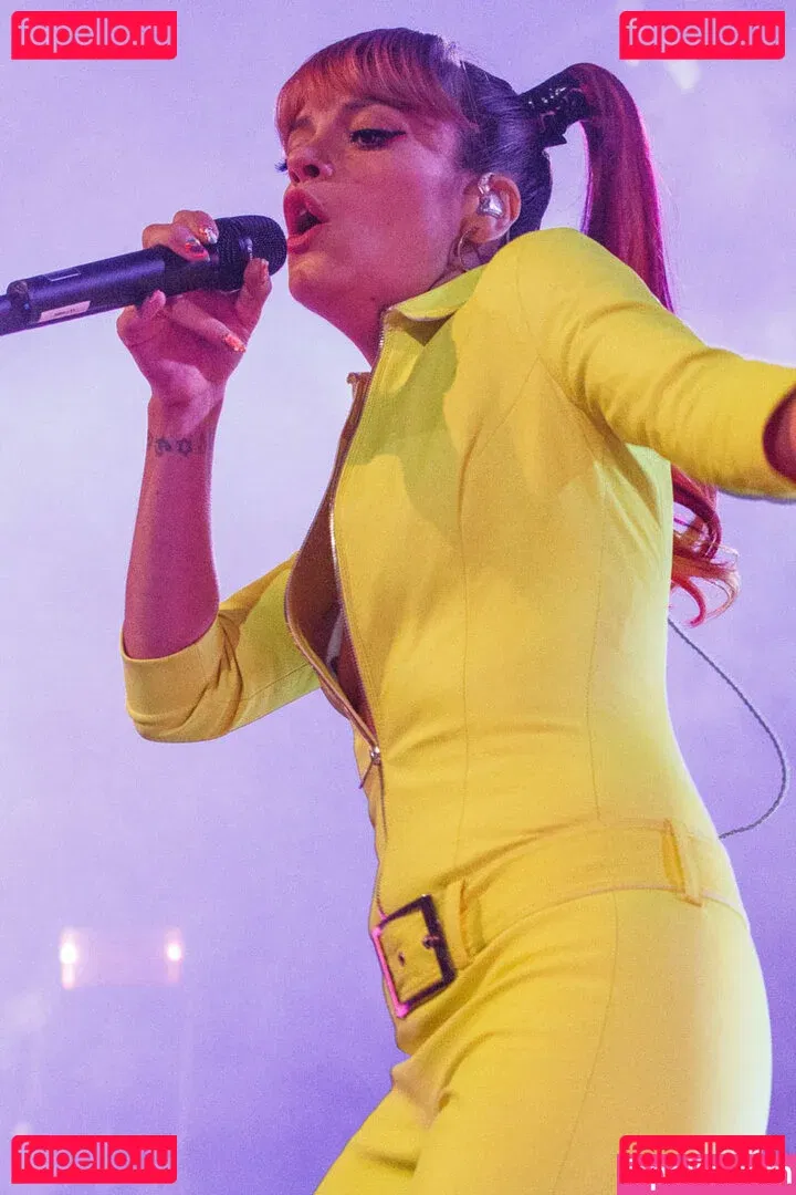 Lily Allen Onlyfans Photo Gallery 