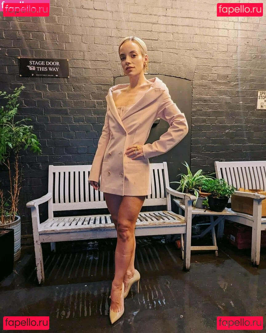 Lily Allen Onlyfans Photo Gallery 