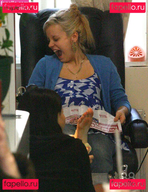 Lily Allen Onlyfans Photo Gallery 