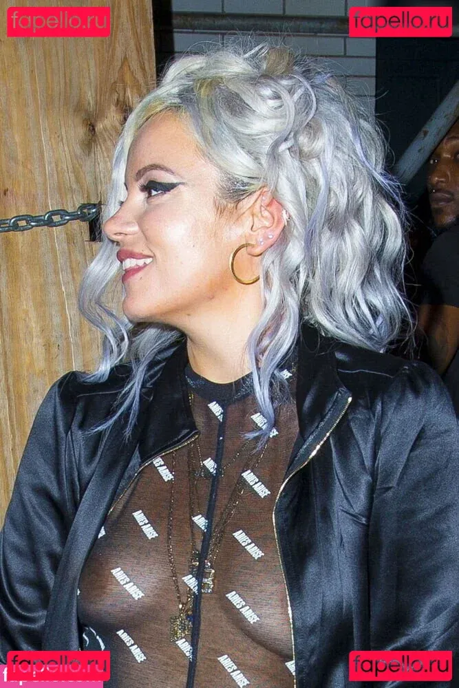 Lily Allen Onlyfans Photo Gallery 