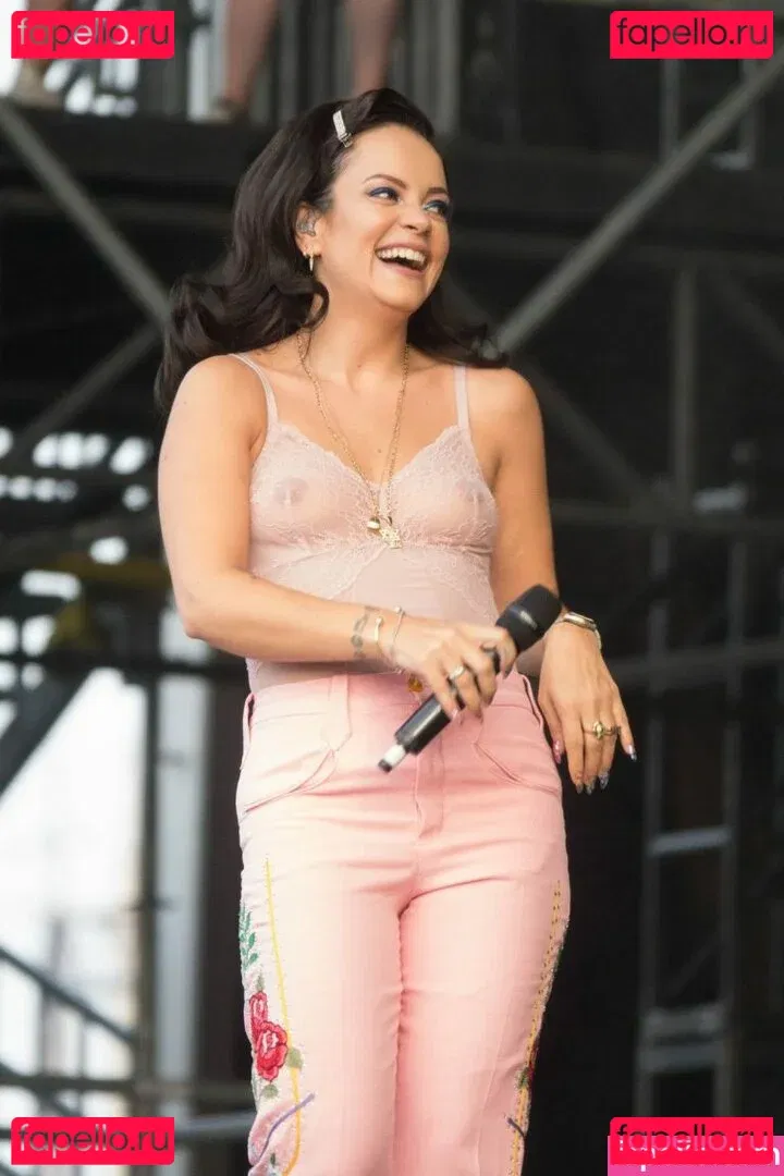 Lily Allen Onlyfans Photo Gallery 