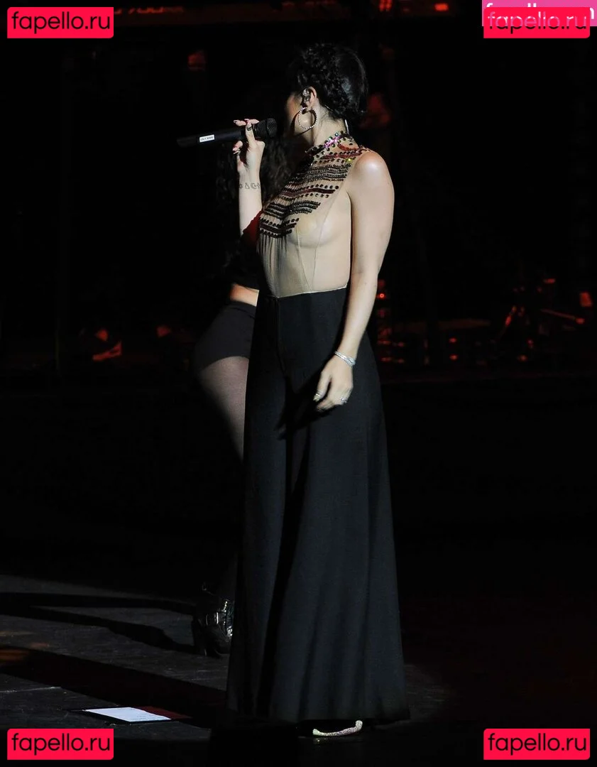 Lily Allen Onlyfans Photo Gallery 