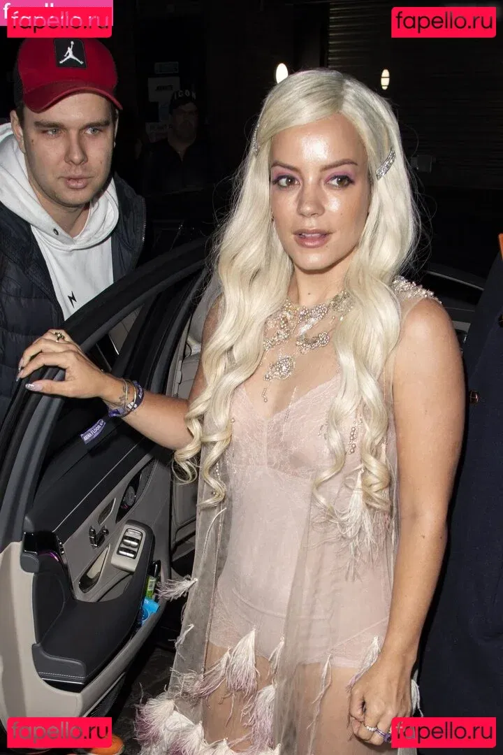 Lily Allen Onlyfans Photo Gallery 