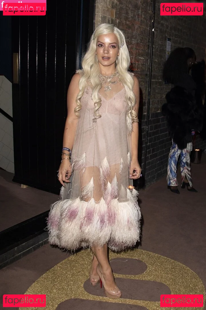 Lily Allen Onlyfans Photo Gallery 