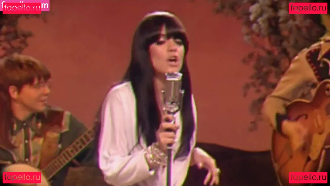 Lily Allen Onlyfans Photo Gallery 