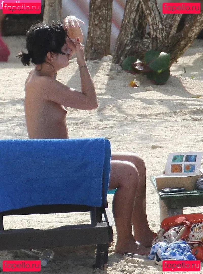 Lily Allen Onlyfans Photo Gallery 