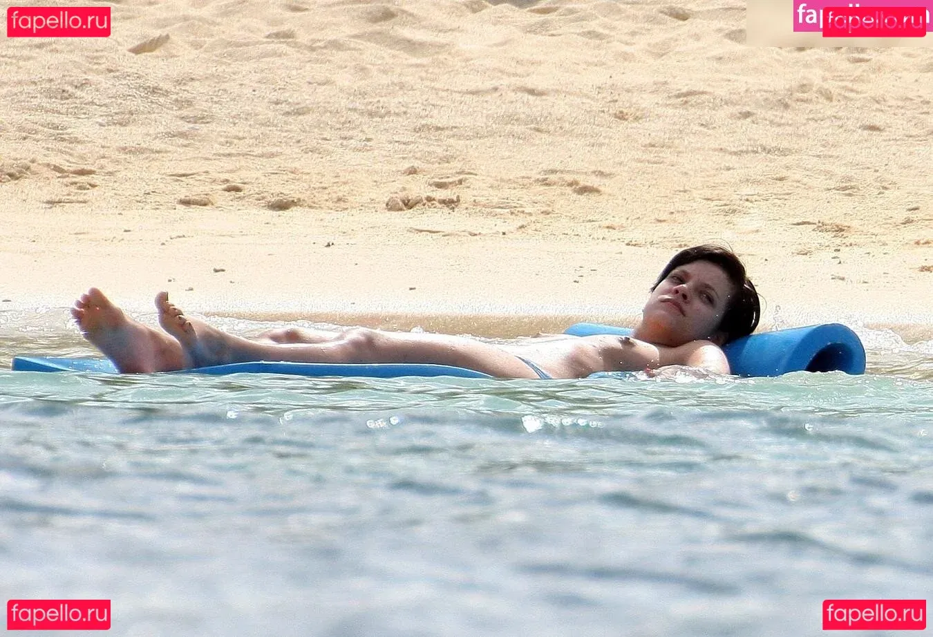 Lily Allen Onlyfans Photo Gallery 