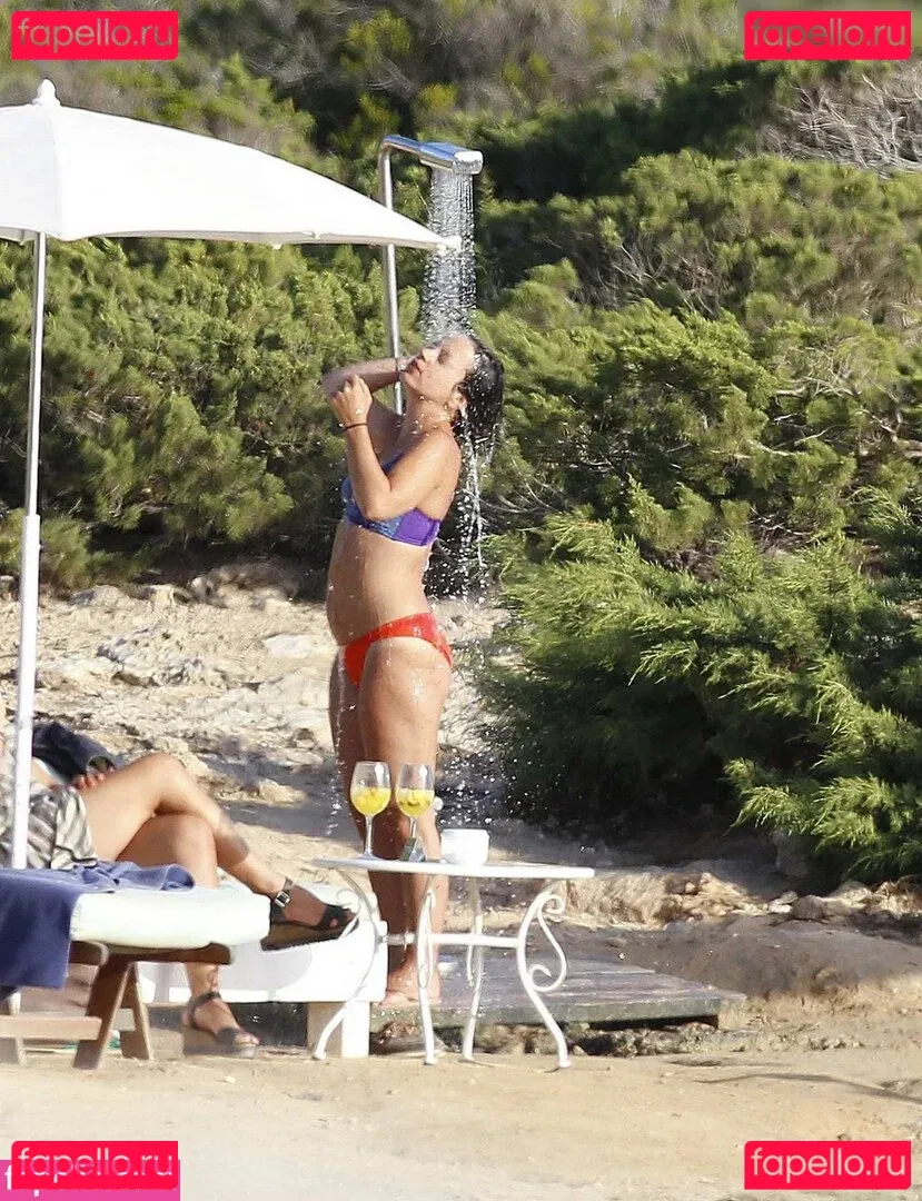 Lily Allen Onlyfans Photo Gallery 