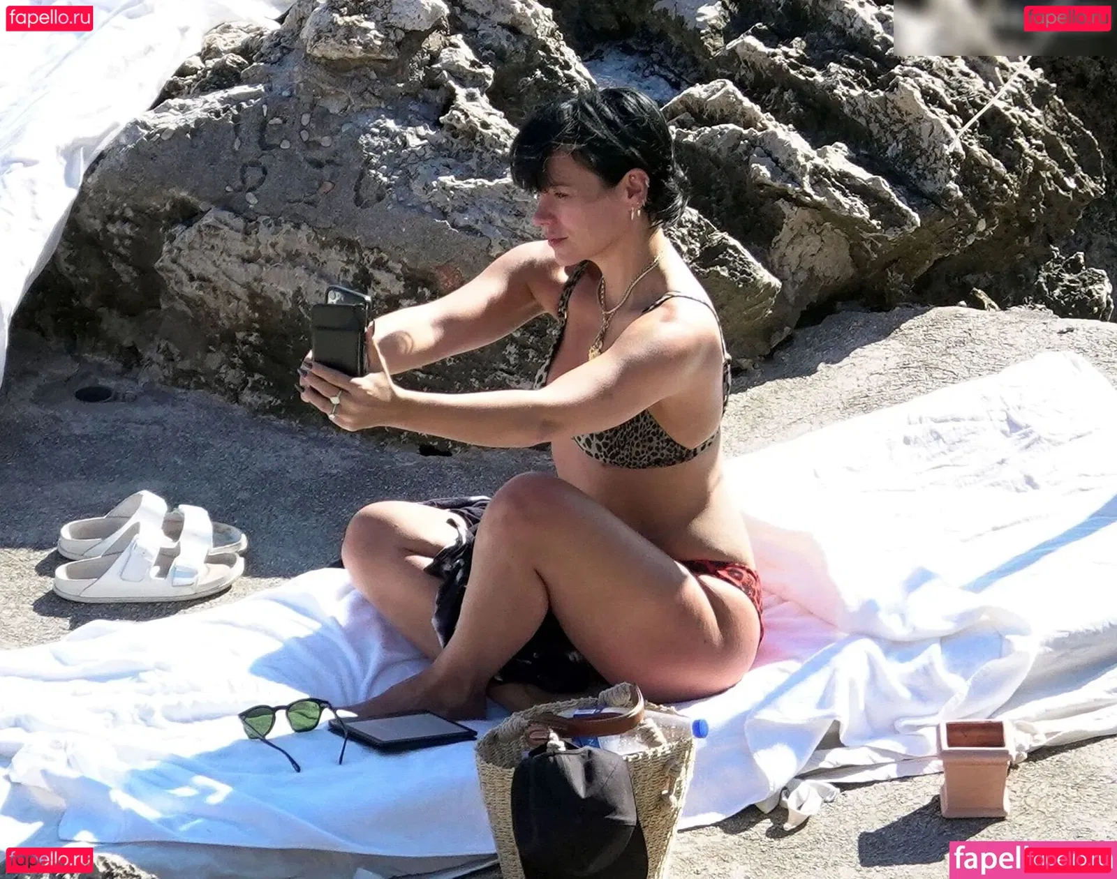 Lily Allen Onlyfans Photo Gallery 