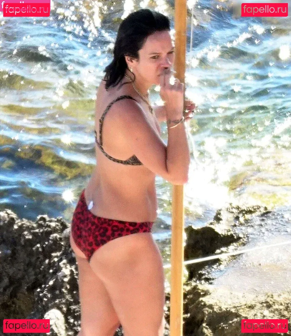 Lily Allen Onlyfans Photo Gallery 