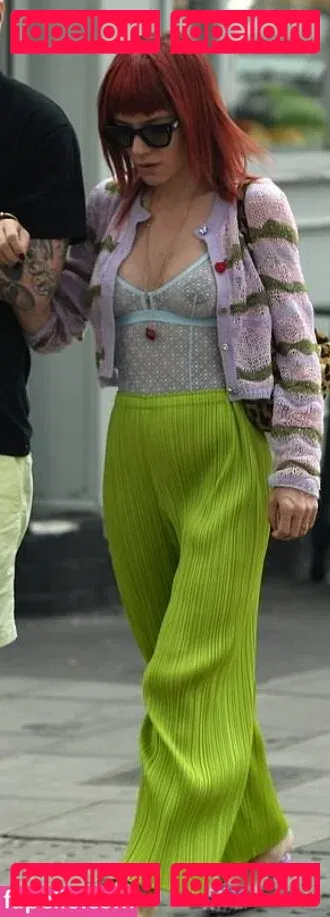 Lily Allen Onlyfans Photo Gallery 