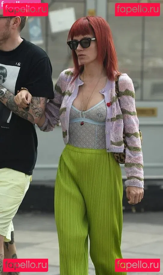 Lily Allen Onlyfans Photo Gallery 