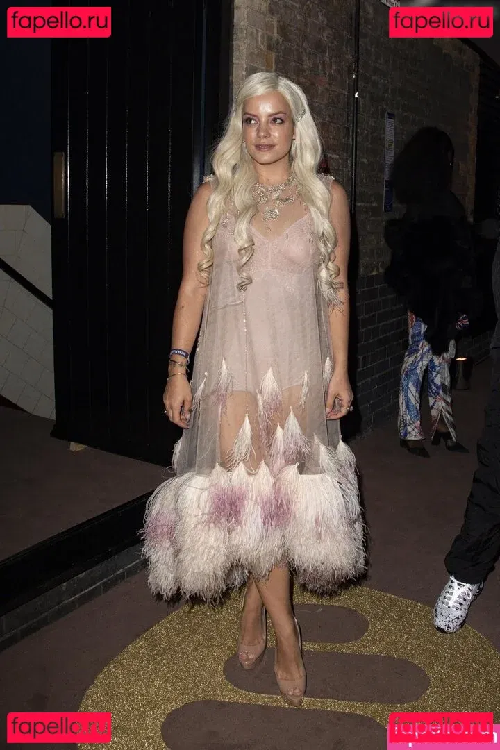 Lily Allen Onlyfans Photo Gallery 