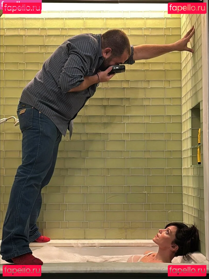 Lily Allen Onlyfans Photo Gallery 