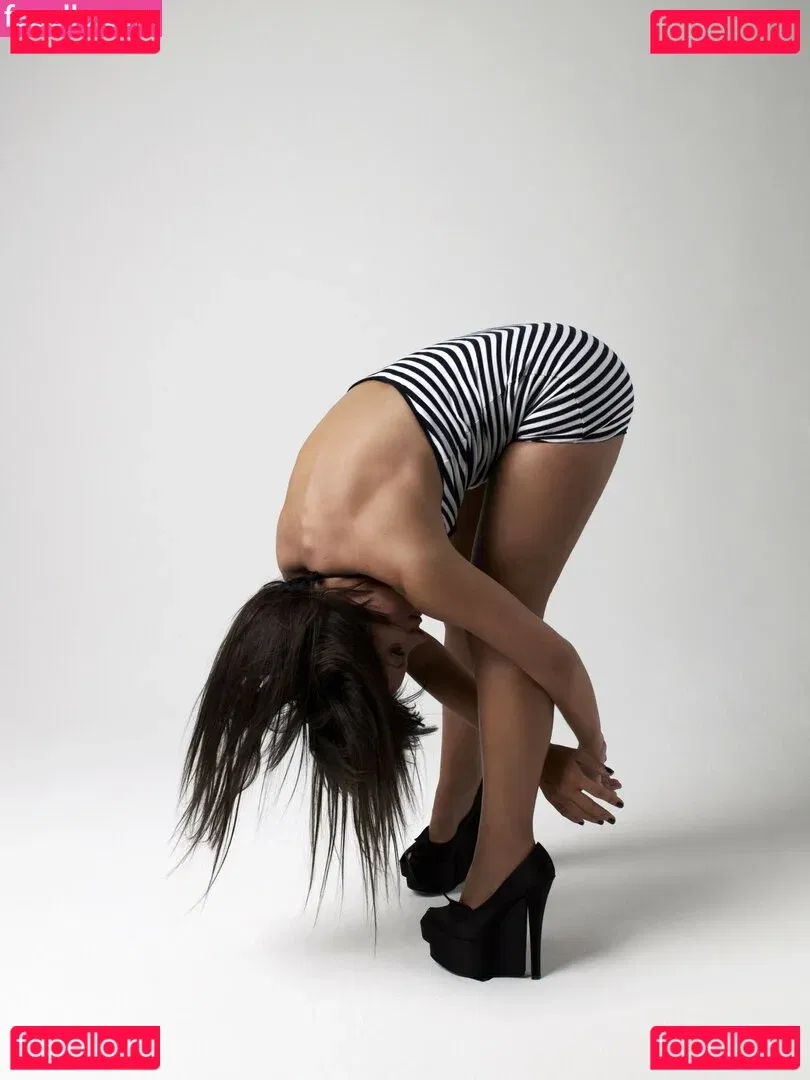 Lily Allen Onlyfans Photo Gallery 