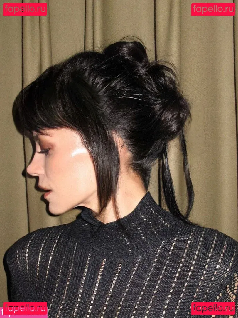 Lily Allen Onlyfans Photo Gallery 