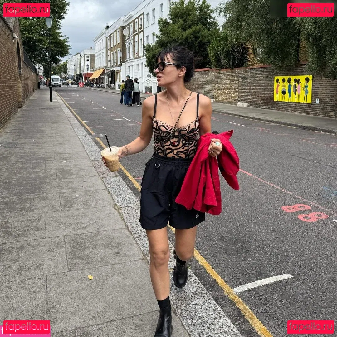 Lily Allen Onlyfans Photo Gallery 