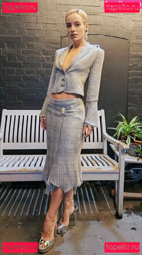 Lily Allen Onlyfans Photo Gallery 