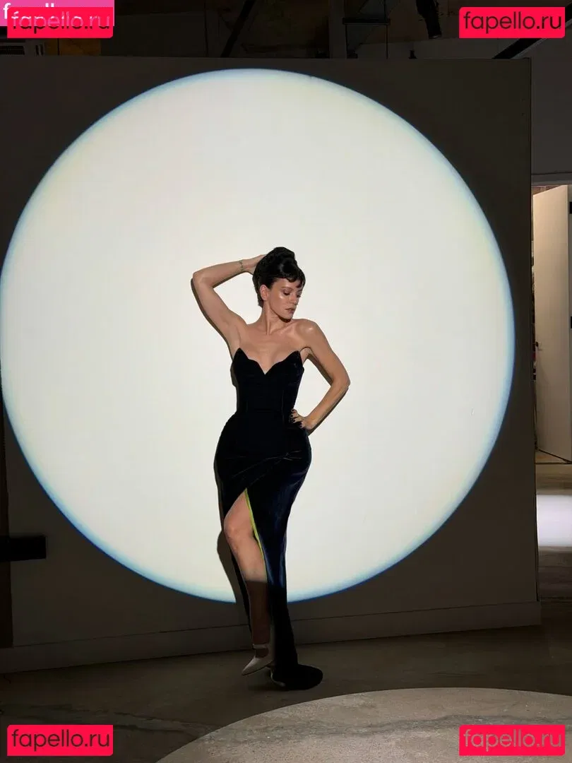 Lily Allen Onlyfans Photo Gallery 