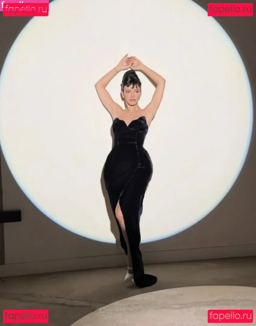 Lily Allen Onlyfans Photo Gallery 